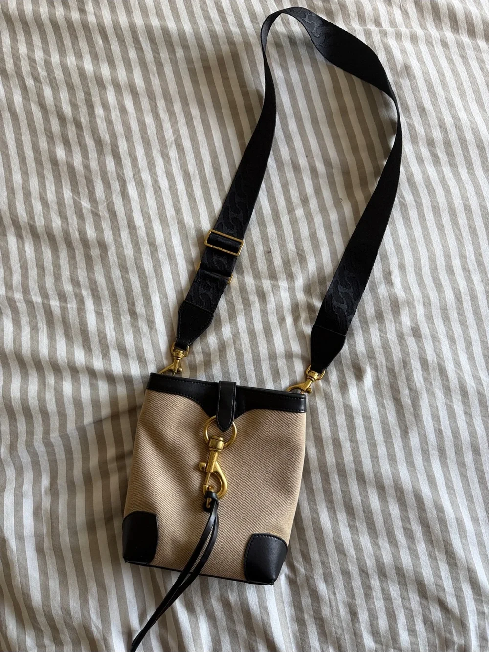 Rebecca Minkoff Megan Small Feed Bag